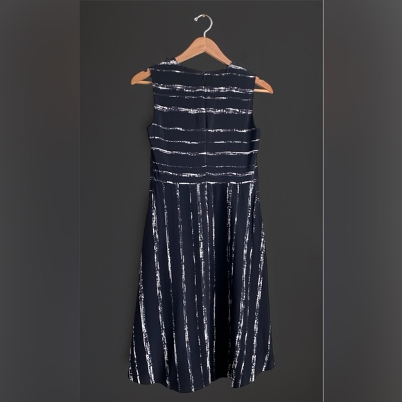 Vince Silk Drop Waist Black Dress Minimalist Artisan Modern Abstract Art Paint 2 - Picture 5 of 14